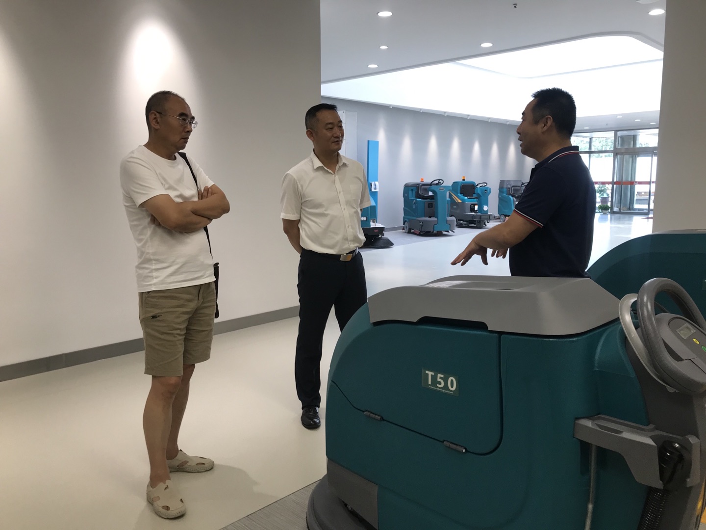 一款好的工廠洗地機，讓您的勞動力更高效