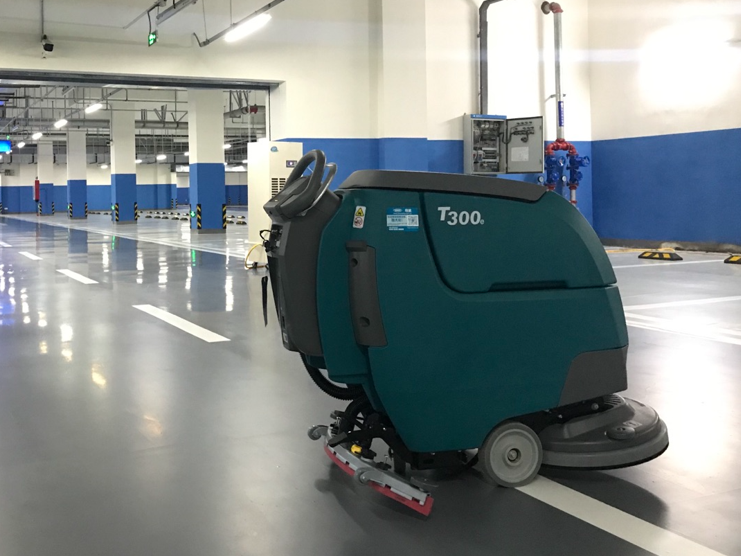 地下車庫、4S店、車庫用洗地機(jī)方案